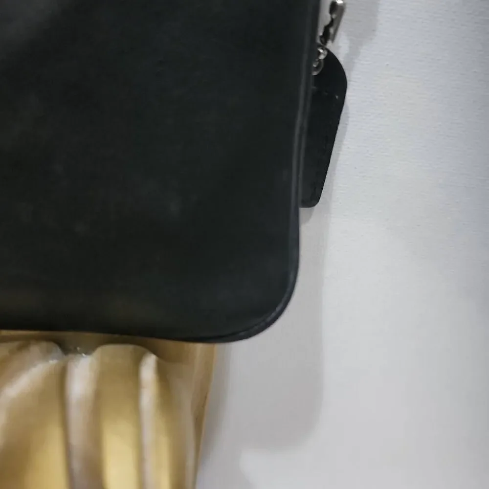 Coach Soho black leather buckle wristlet clutch bag. Y2K